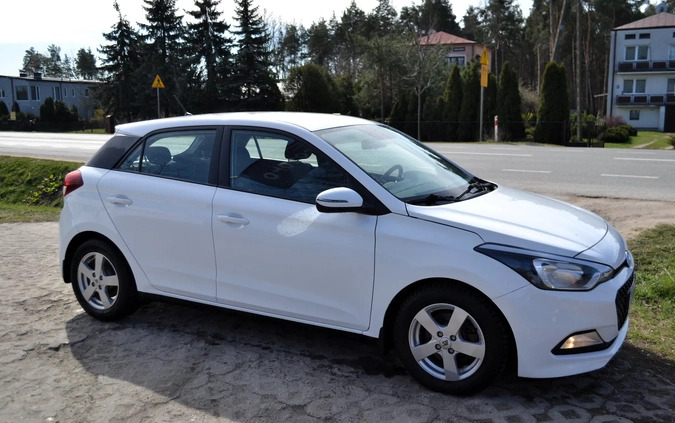 Hyundai i20 cena 28800 przebieg: 181000, rok produkcji 2015 z Wolsztyn małe 121